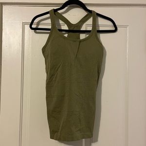 EBB TO STREET TANK TOP
Bronze Green Size 8